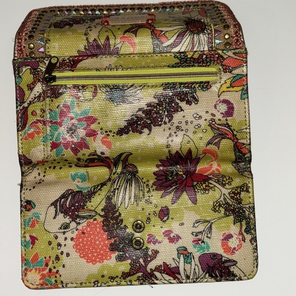 SAKROOTS Peace Orange/Coral Floral Organizer Large Tri-fold Wallet - Picture 7 of 11